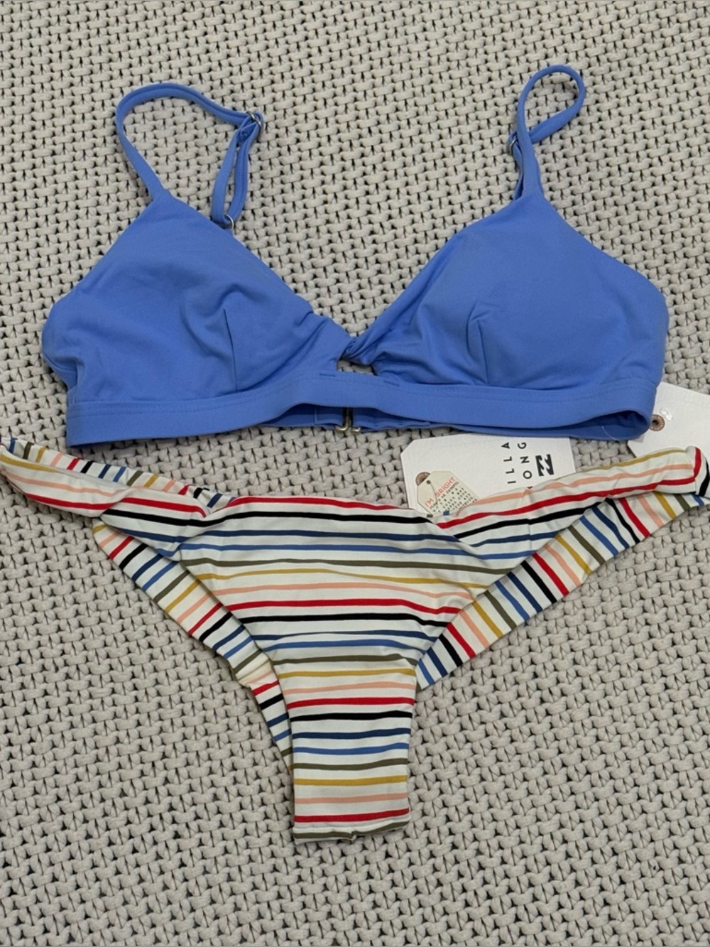 NWT Billabong Sol Searcher / Gimme Sun Bikini Set - Medium Top/ Large Bottoms